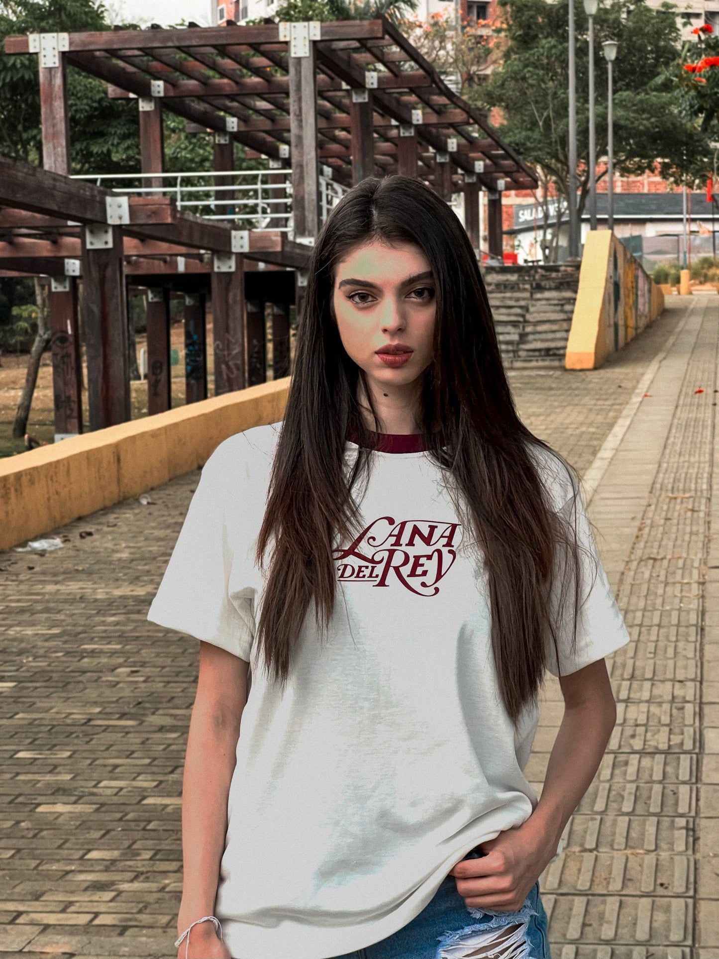 Slimfit White Lana del Rey