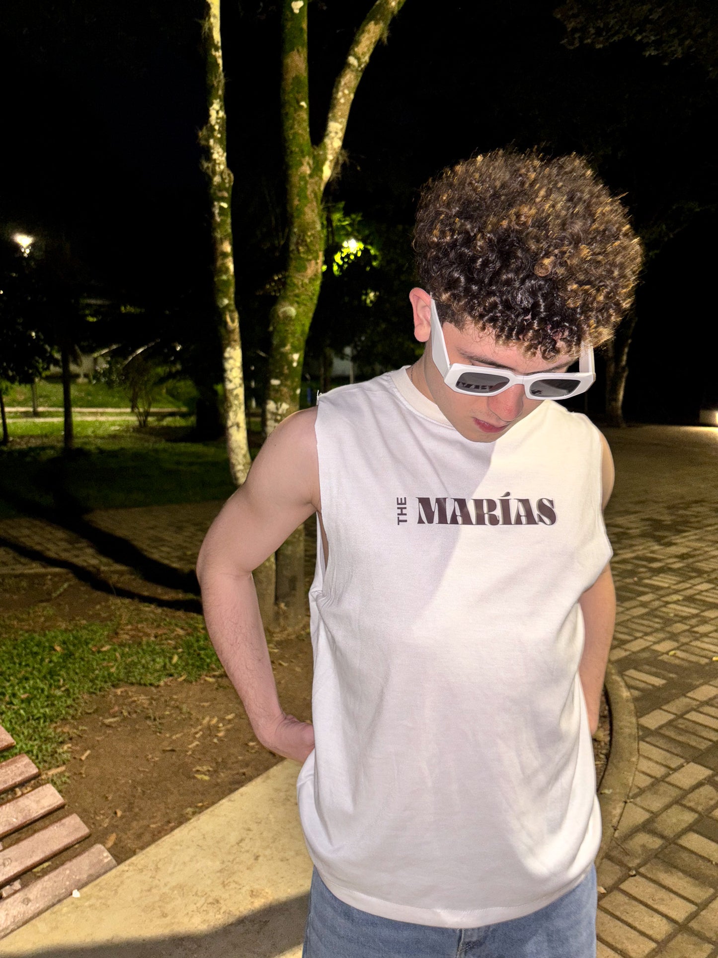 Camisilla de Algodón Peinado - The Marías (Blanca con Letras Café)