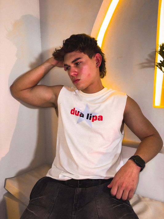 Camisilla de Algodón Peinado - Star Dua Lipa (Blanca con Letras Rojas)