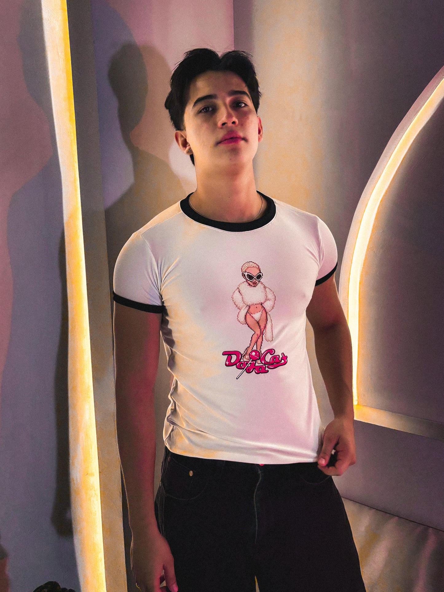 Ringer Tee Doja Cat - Edición Exclusiva